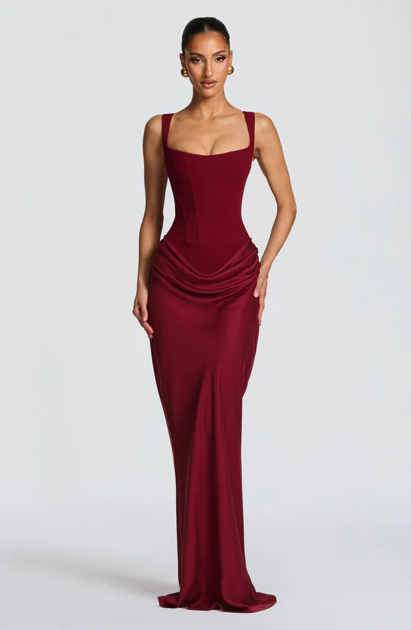 Lyvalia - Robe Elara