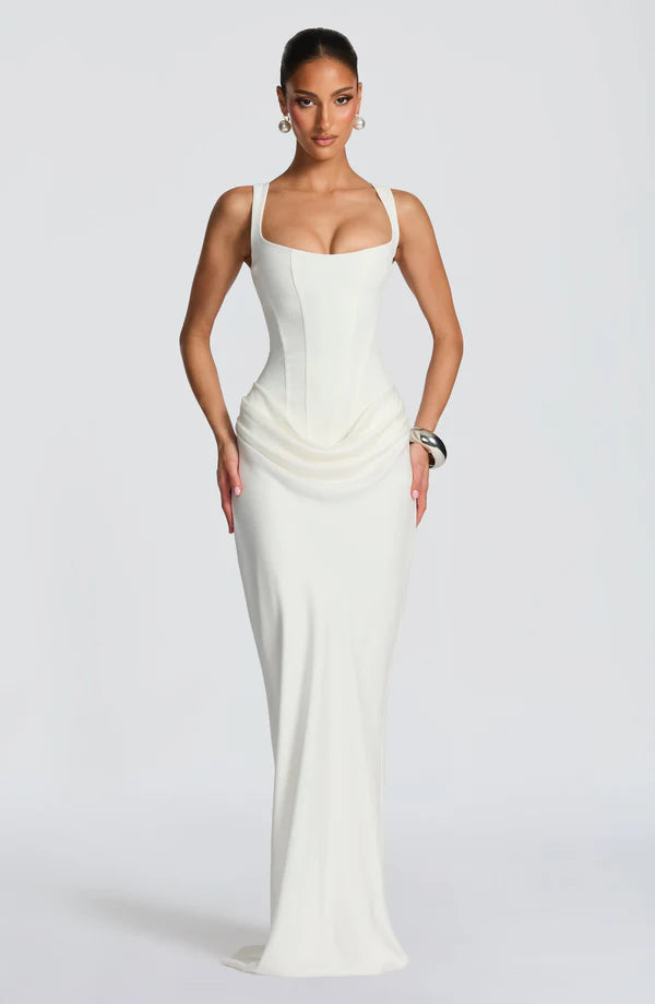 Lyvalia - Robe Elara